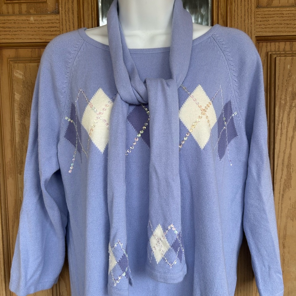 💚3/$25 Lavender Argyle Women's Sweater with Scarf L